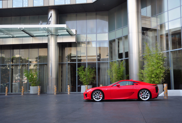 Lexus LFA