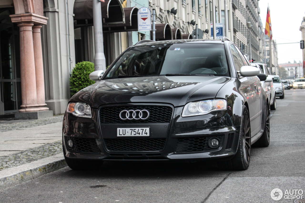 Audi RS4 Avant B7