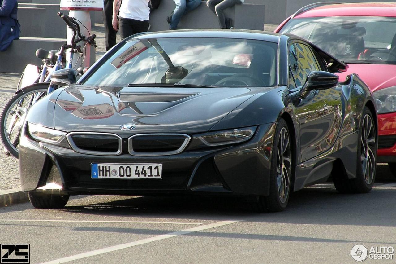 BMW i8