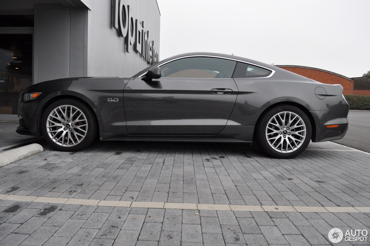 Ford Mustang GT 2015