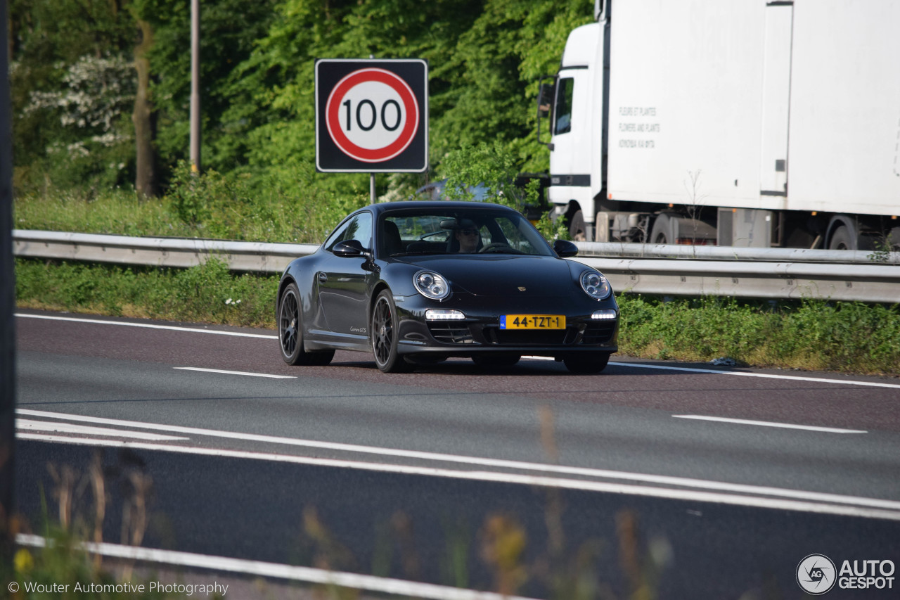 Porsche 997 Carrera GTS