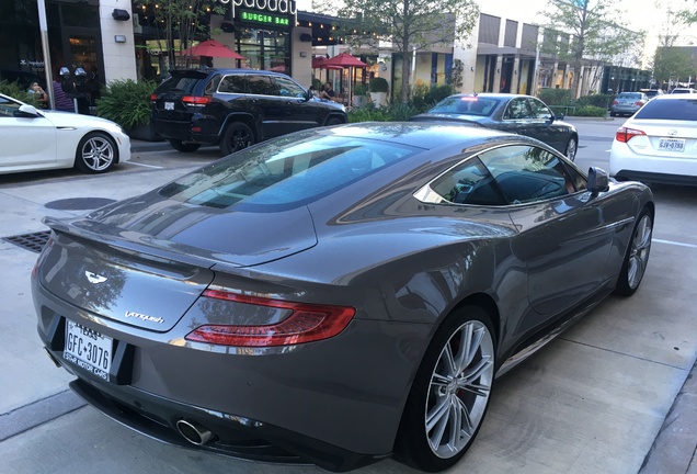 Aston Martin Vanquish 2013