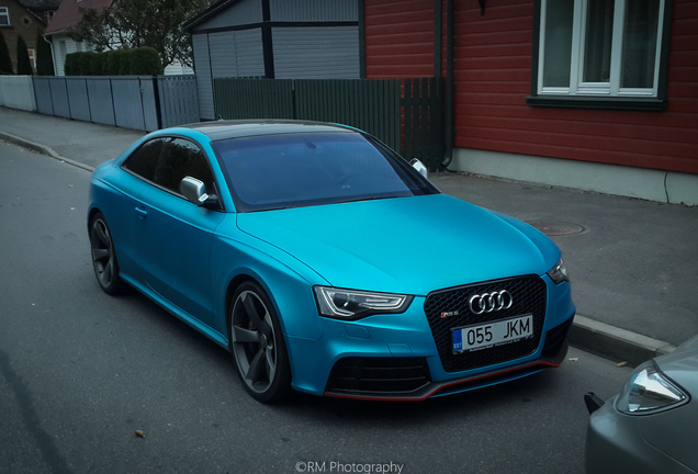 Audi RS5 B8 2012