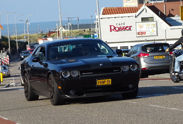 Dodge Challenger SRT-8