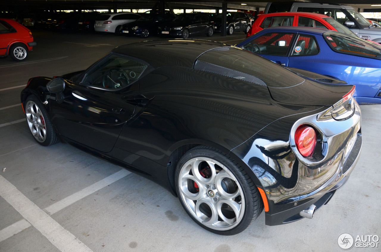 Alfa Romeo 4C Coupé