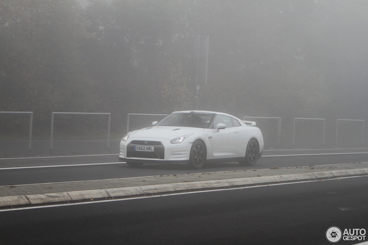 Nissan GT-R 2011