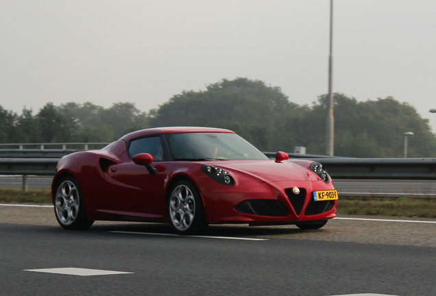 Alfa Romeo 4C Coupé