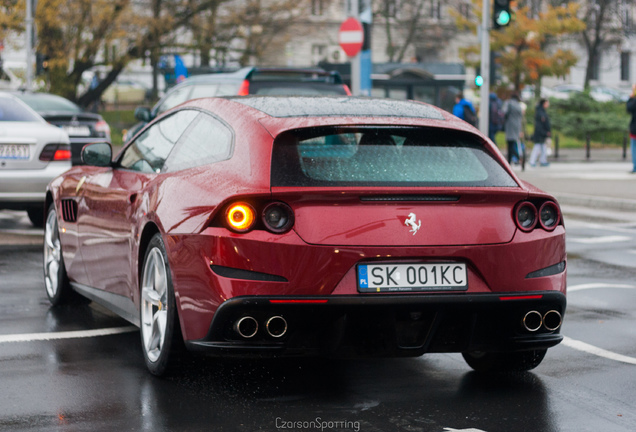 Ferrari GTC4Lusso