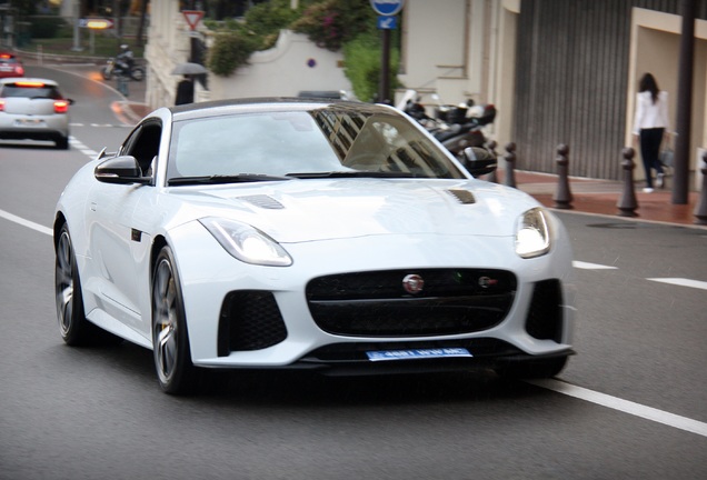 Jaguar F-TYPE SVR Coupé