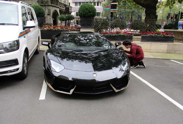 Lamborghini Aventador LP700-4 Miura Edition