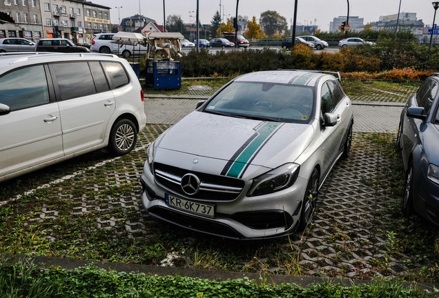 Mercedes-AMG A 45 W176 Petronas 2015 World Champions Edition