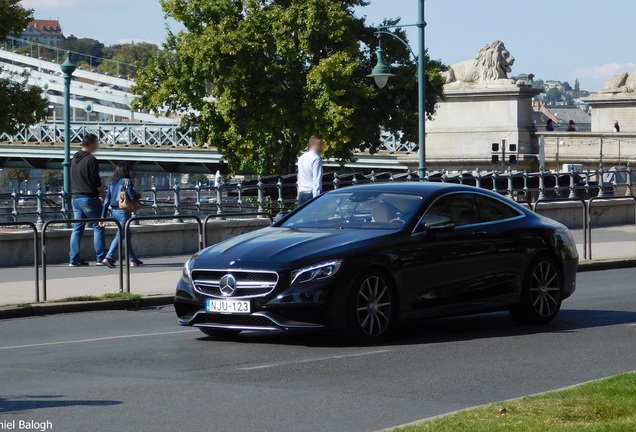 Mercedes-Benz S 63 AMG Coupé C217