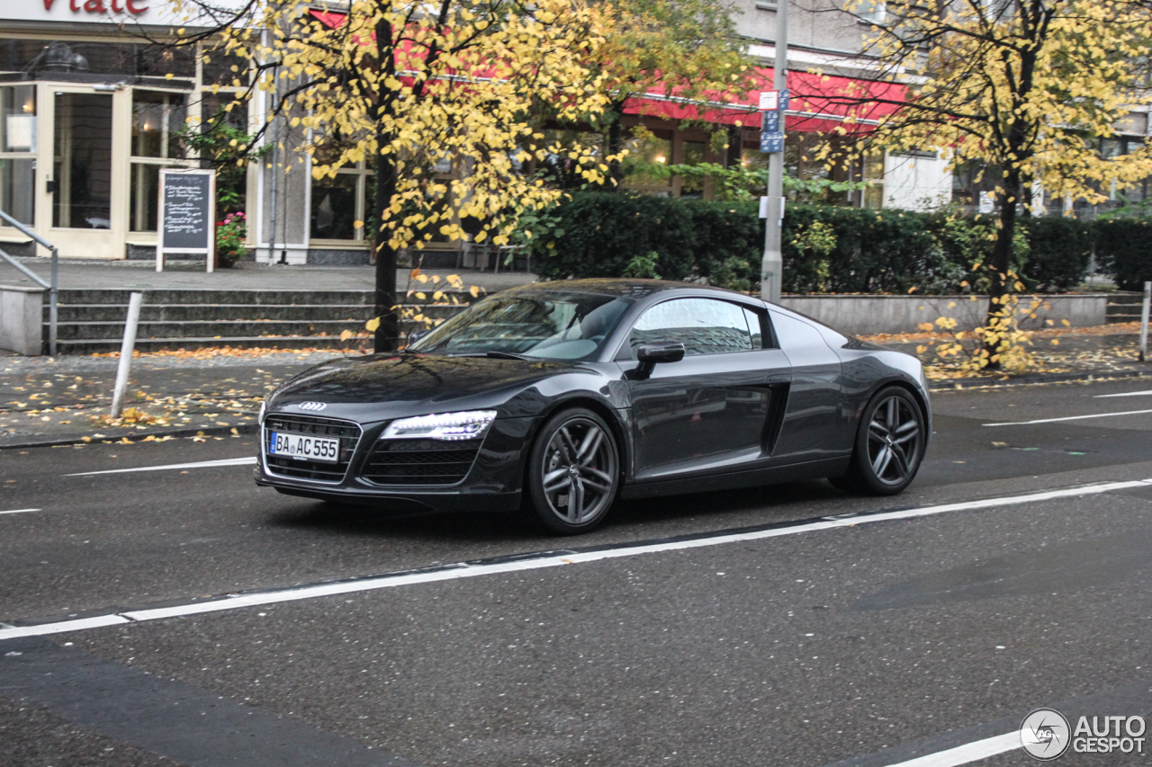 Audi R8 2013