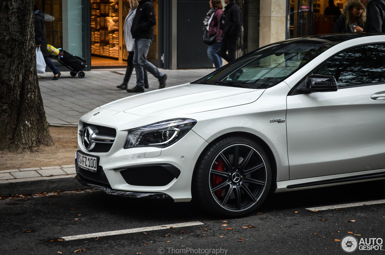 Mercedes-Benz CLA 45 AMG C117