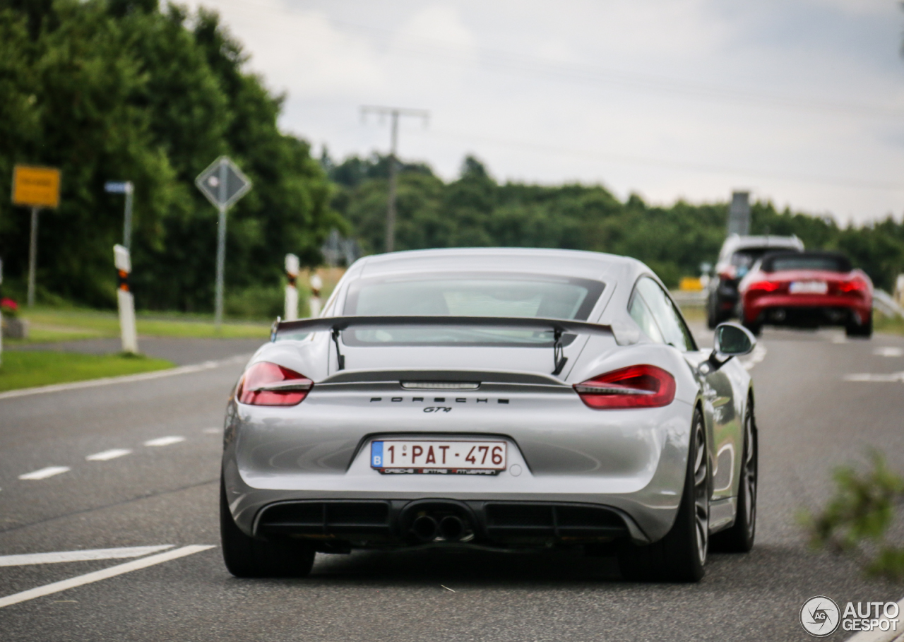 Porsche 981 Cayman GT4