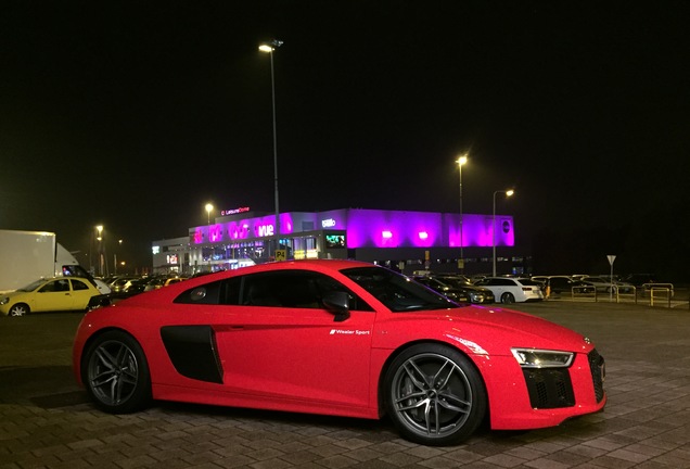 Audi R8 V10 Plus 2015