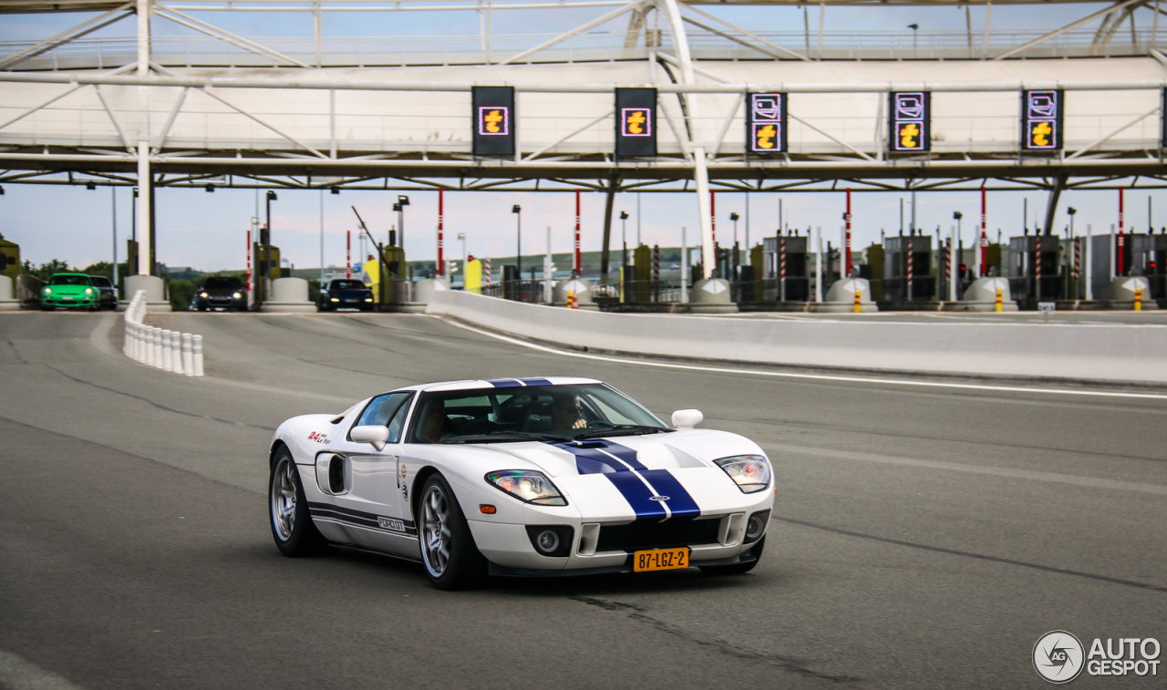 Ford GT