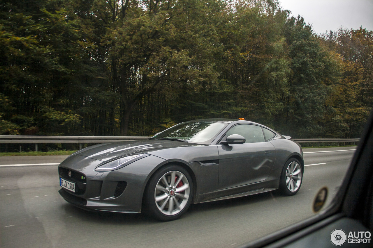 Jaguar F-TYPE R AWD Coupé