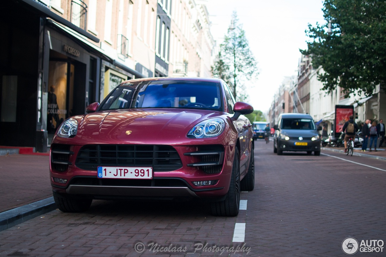 Porsche 95B Macan Turbo