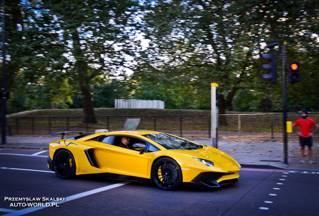 Lamborghini Aventador LP750-4 SuperVeloce