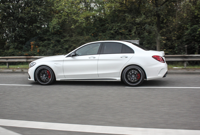 Mercedes-AMG C 63 S W205