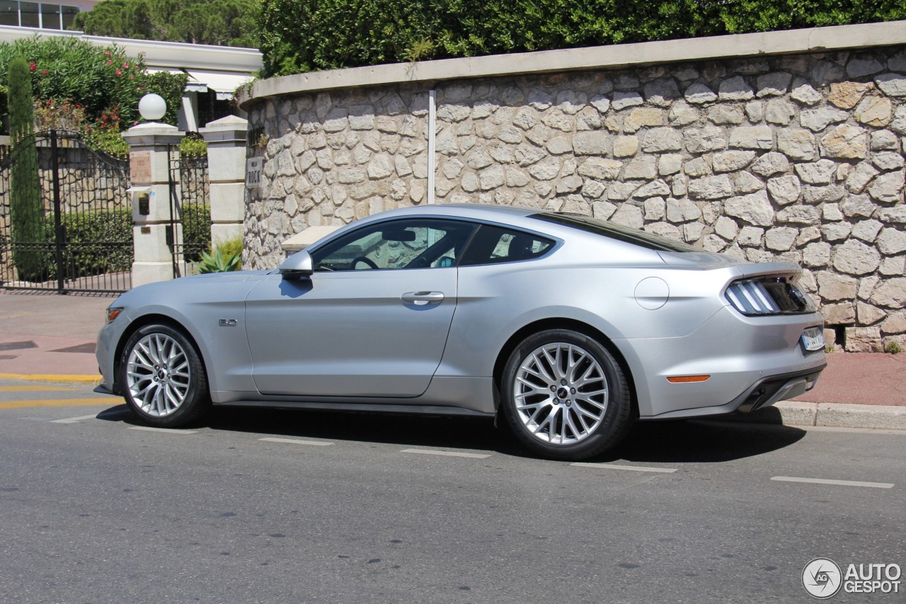 Ford Mustang GT 2015