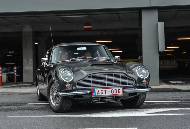 Aston Martin DB6 Vantage MKII