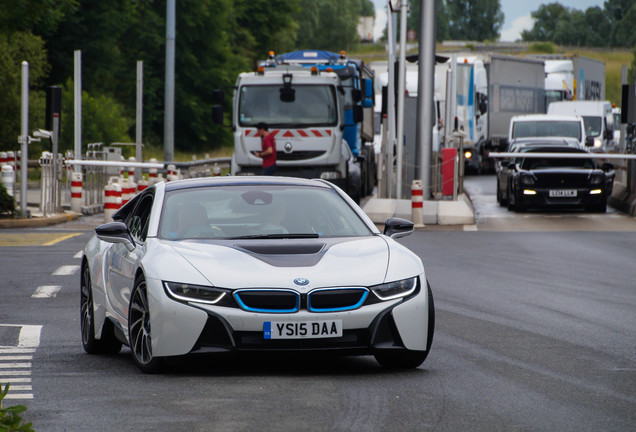 BMW i8