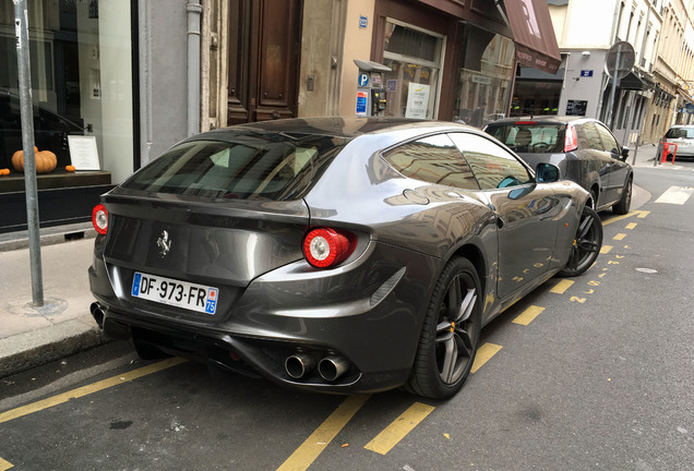 Ferrari FF