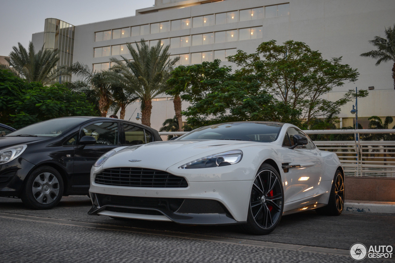 Aston Martin Vanquish 2013