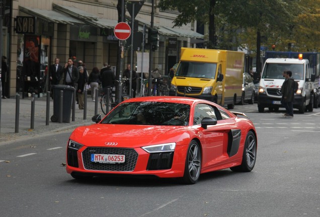 Audi R8 V10 Plus 2015