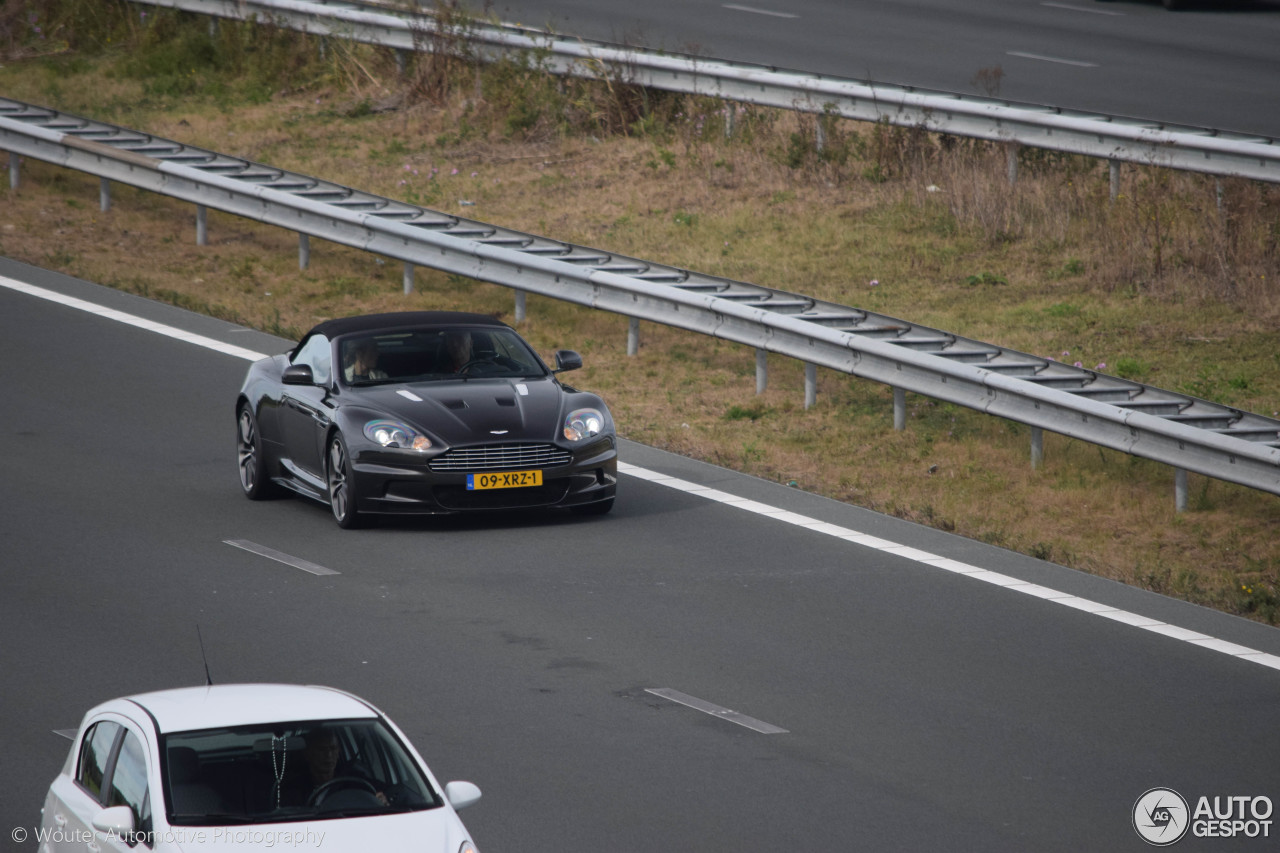 Aston Martin DBS Volante