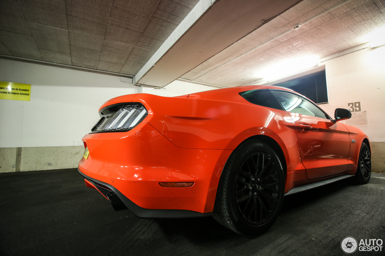 Ford Mustang GT 2015