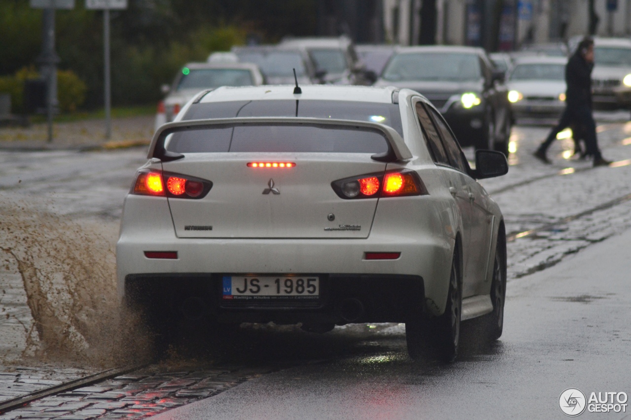 Mitsubishi Lancer Evolution X