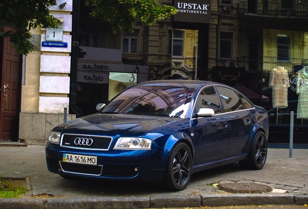 Audi RS6 Sedan C5