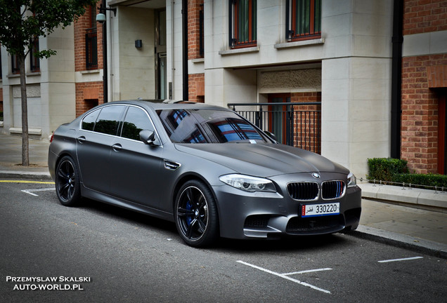 BMW M5 F10 2011