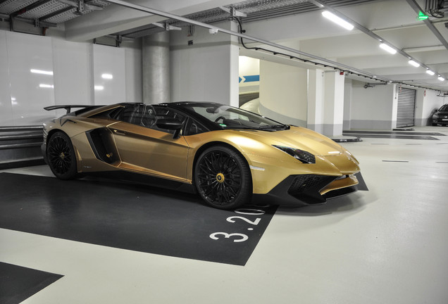 Lamborghini Aventador LP750-4 SuperVeloce Roadster