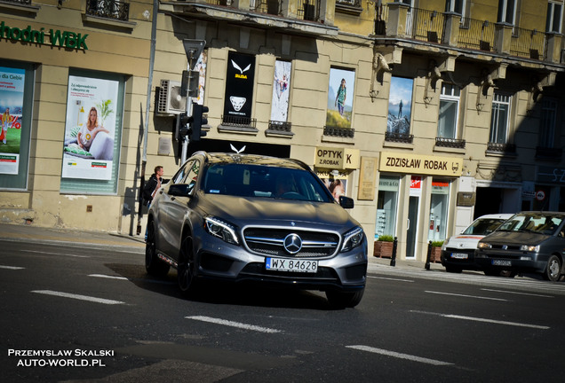 Mercedes-AMG GLA 45 X156