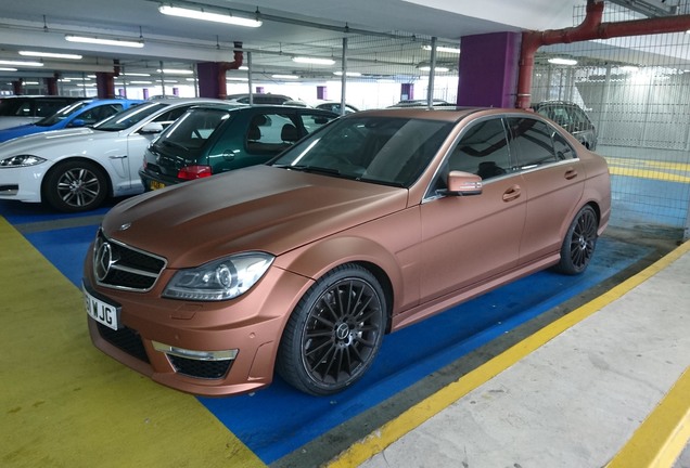 Mercedes-Benz C 63 AMG Edition 125