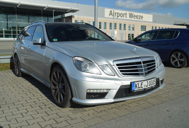 Mercedes-Benz E 63 AMG S212