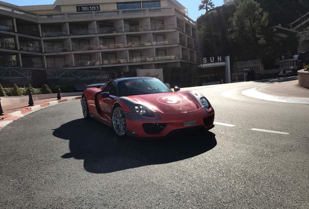 Porsche 918 Spyder Weissach Package