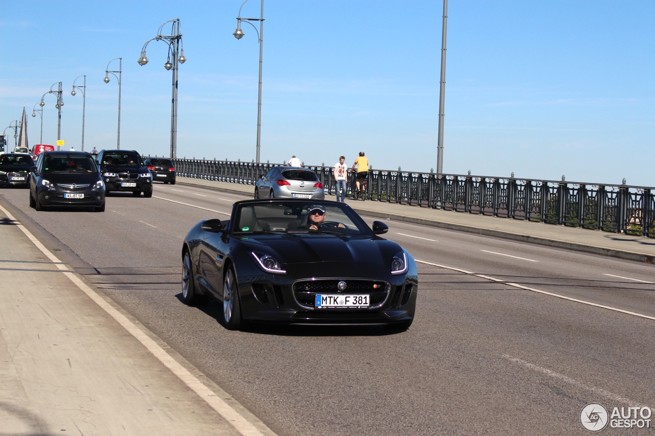 Jaguar F-TYPE S Convertible