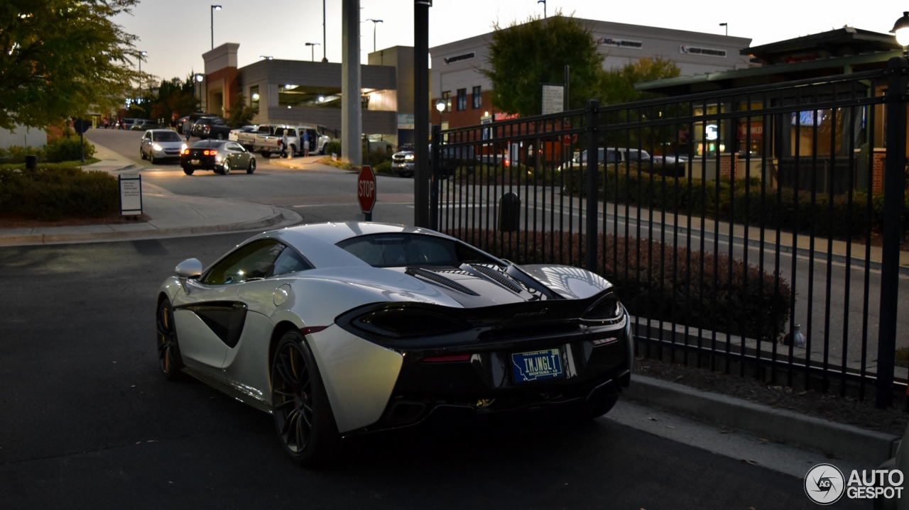 McLaren 570S