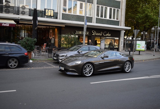 Aston Martin Vanquish 2013