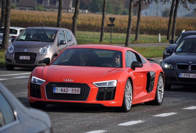 Audi R8 V10 Plus 2015