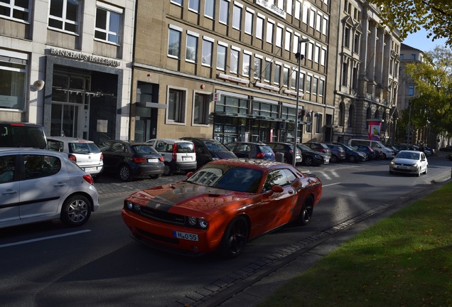 Dodge Challenger SRT-8