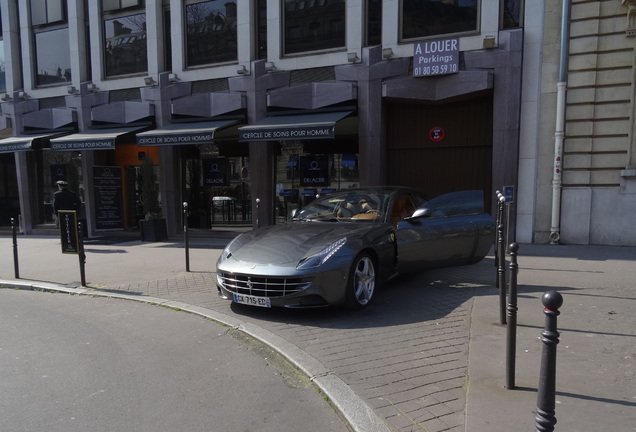 Ferrari FF