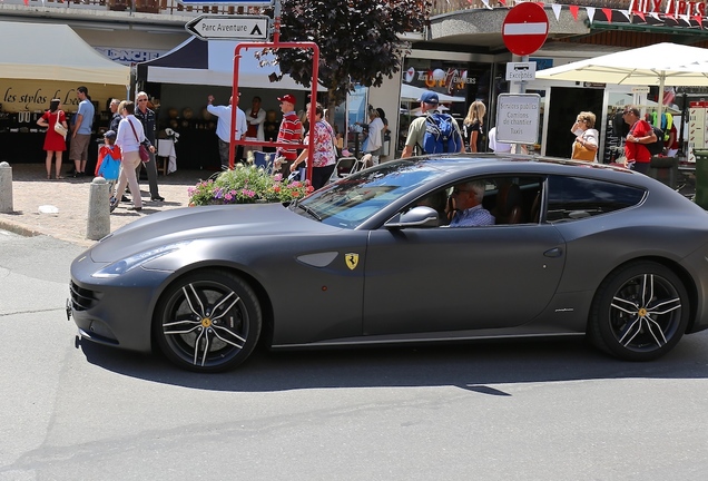 Ferrari FF