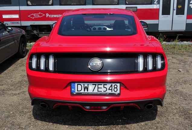 Ford Mustang GT 2015