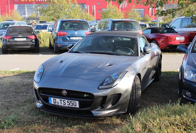 Jaguar F-TYPE R AWD Convertible